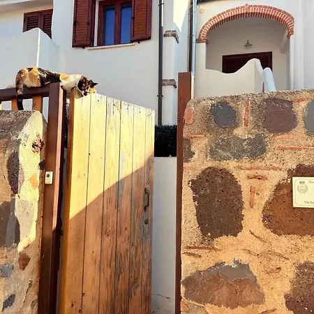 La Rubea - In Pieno Centro Storico A * Orosei